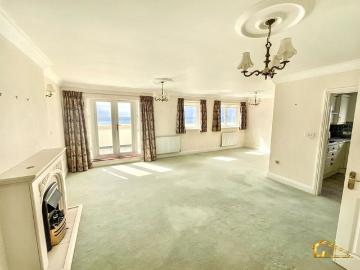 3 bedroom apartment to rent