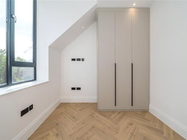 3 bedroom apartment to rent