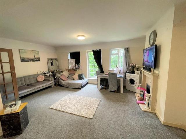 3 bedroom apartment to rent