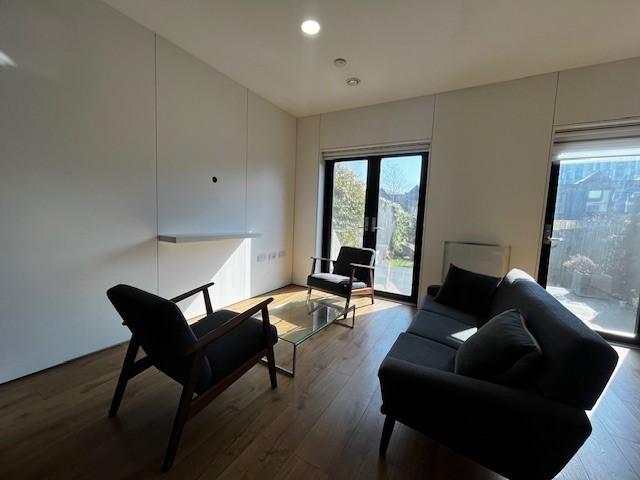 3 bedroom apartment to rent