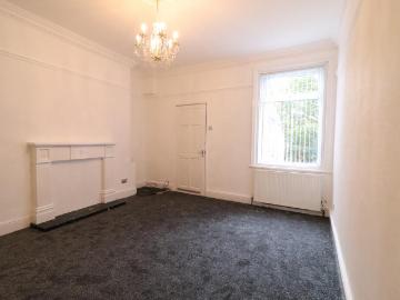 3 bedroom apartment to rent