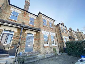 3 bedroom apartment to rent