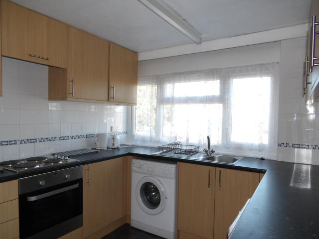 3 bedroom apartment to rent