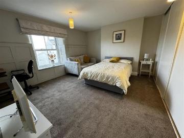 3 bedroom apartment to rent
