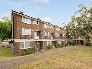 3 bedroom apartment to rent