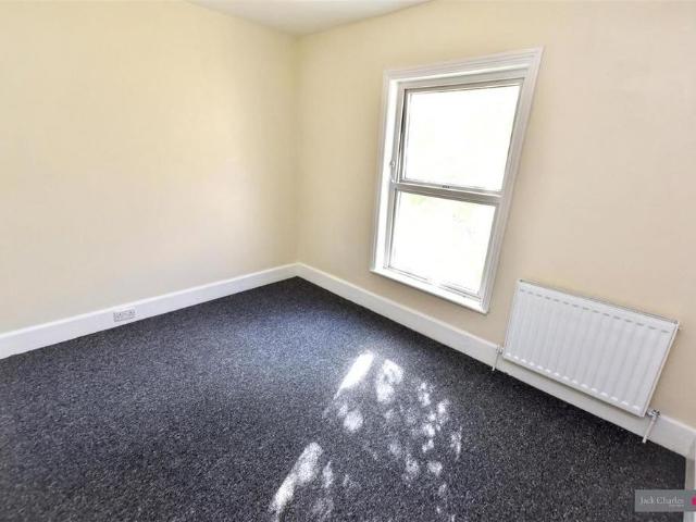 3 bedroom apartment to rent