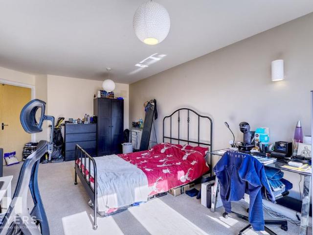 3 bedroom apartment to rent