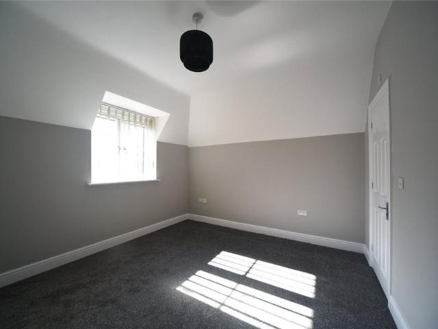 3 bedroom apartment to rent