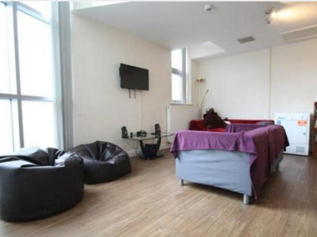 3 bedroom apartment to rent
