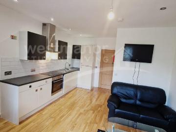 3 bedroom apartment to rent