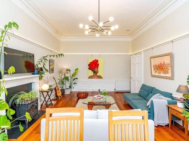 3 bedroom apartment to rent
