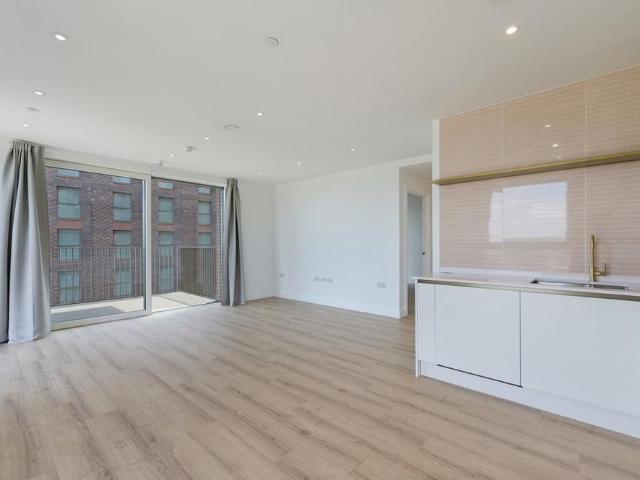 3 bedroom apartment to rent