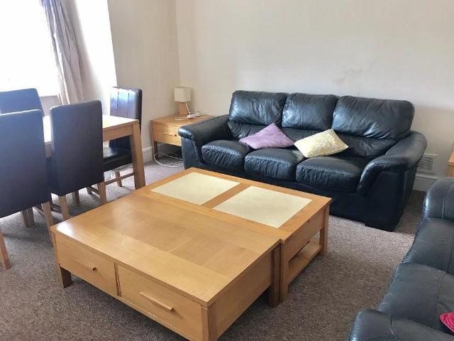 3 bedroom apartment to rent
