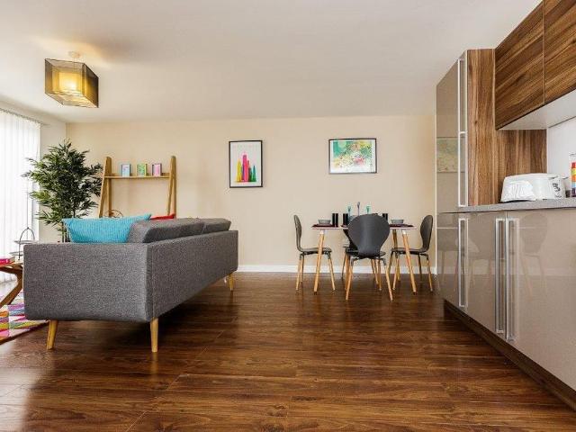 3 Bedroom Apartment To Rent