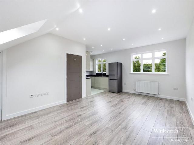 3 bedroom apartment to rent