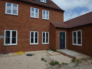 3 bedroom apartment to rent
