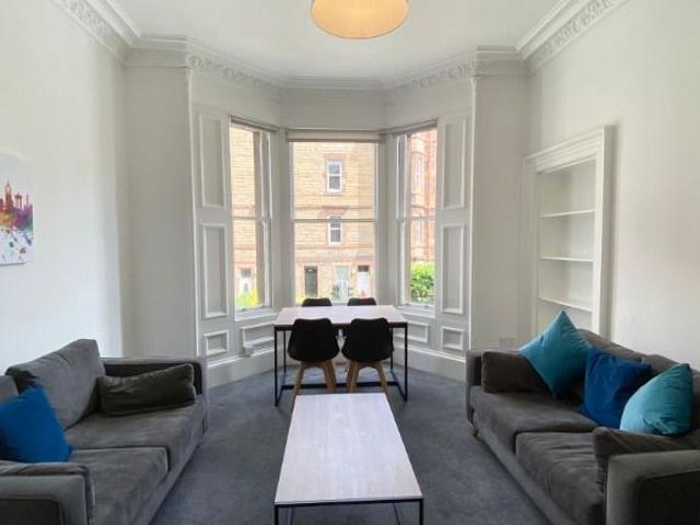3 bedroom apartment to rent