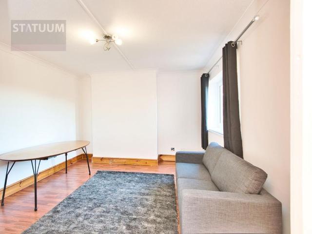3 bedroom apartment to rent