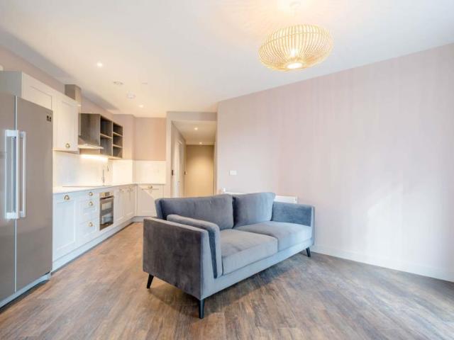 3 bedroom apartment to rent