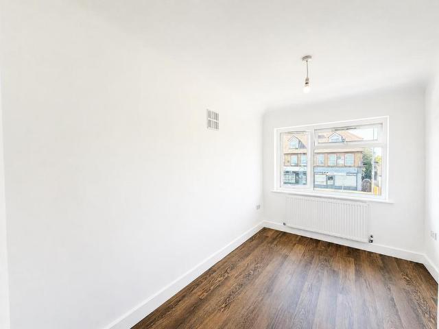 3 bedroom apartment to rent