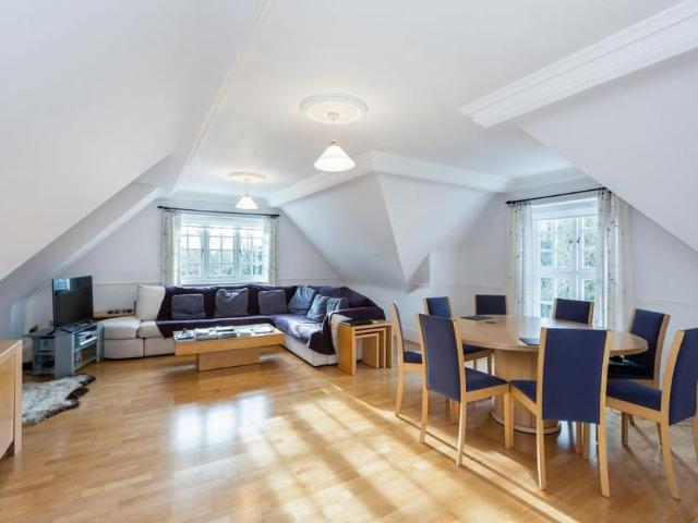 3 bedroom apartment to rent