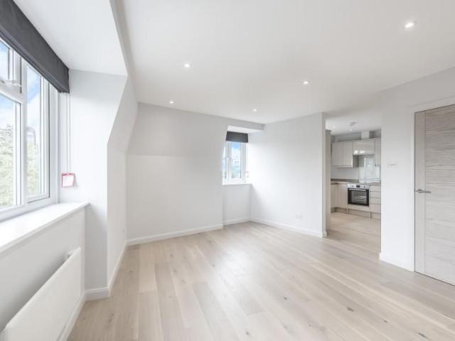 3 bedroom apartment to rent