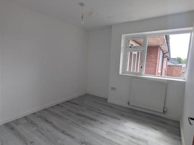 3 bedroom apartment to rent