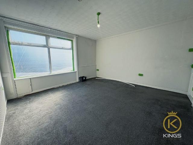 3 bedroom apartment to rent