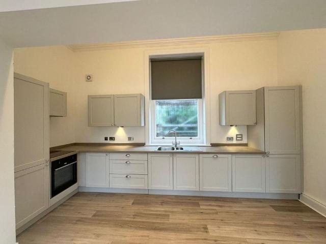 3 bedroom apartment to rent
