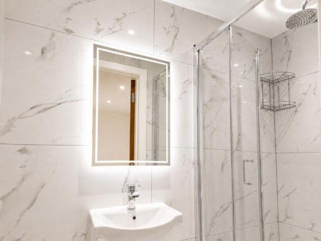 3 bedroom apartment to rent
