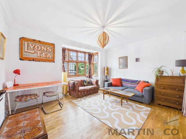 3 bedroom apartment to rent