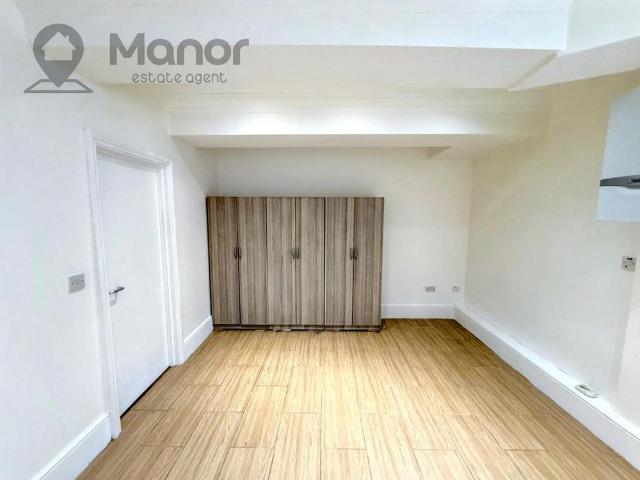 3 bedroom apartment to rent