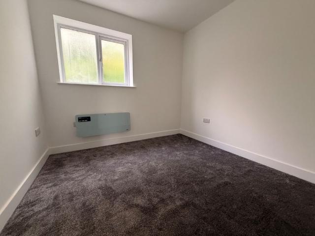 3 bedroom apartment to rent