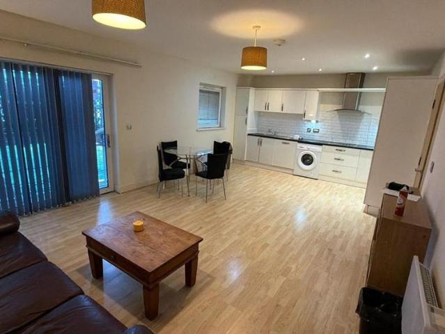 3 bedroom apartment to rent