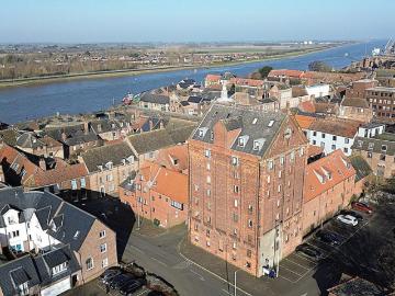 King's Lynn, Norfolk county, Isles of Scilly TR, Cornwall county, South West England