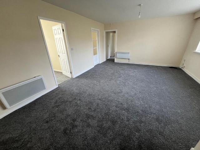 3 bedroom apartment to rent