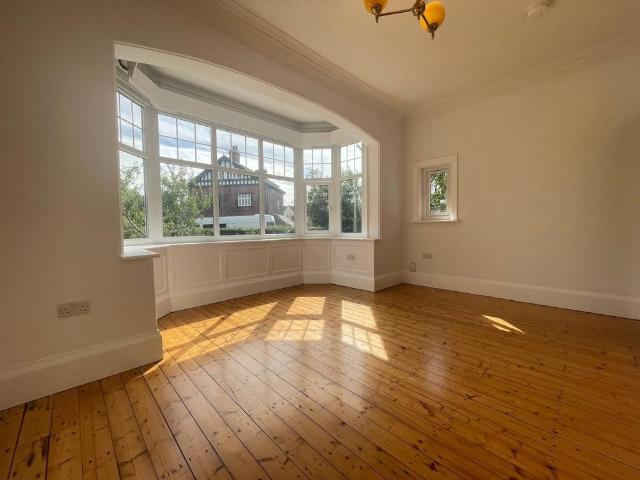 3 bedroom apartment to rent