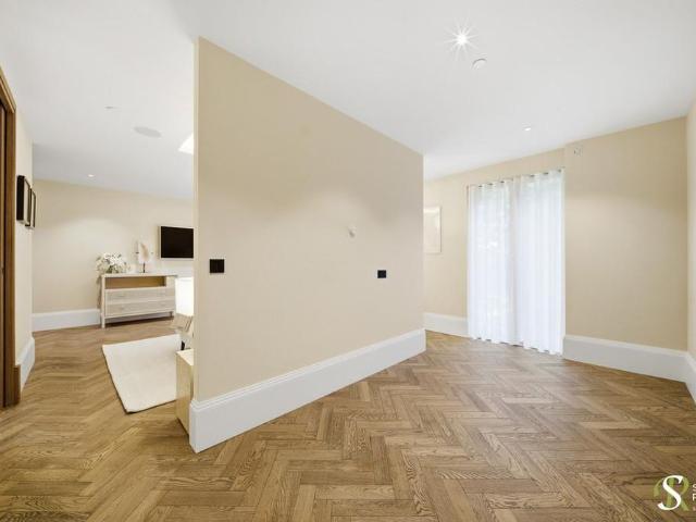 3 bedroom apartment to rent