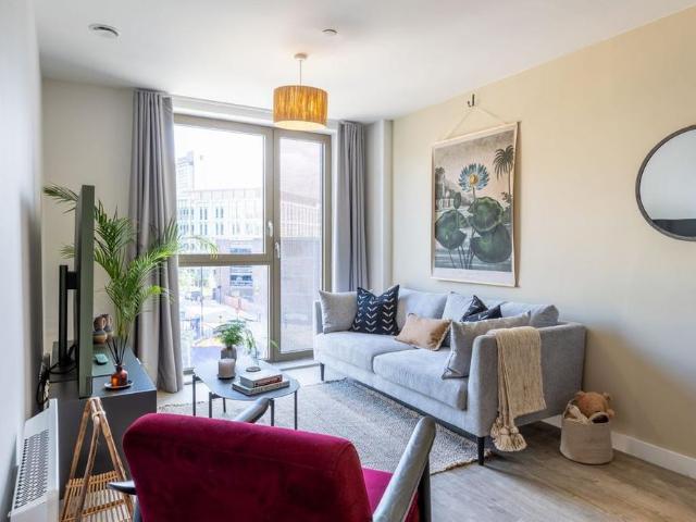 3 bedroom apartment to rent