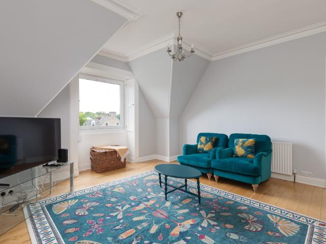 3 bedroom apartment to rent