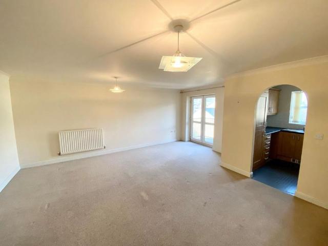 3 bedroom apartment to rent