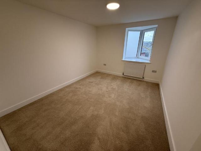 3 bedroom apartment to rent