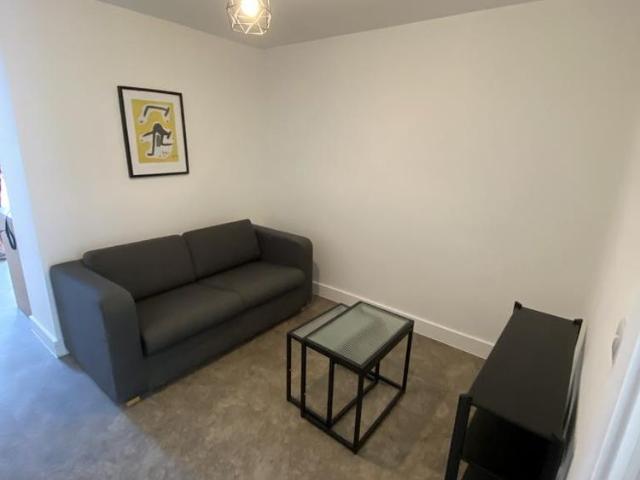 3 bedroom apartment to rent
