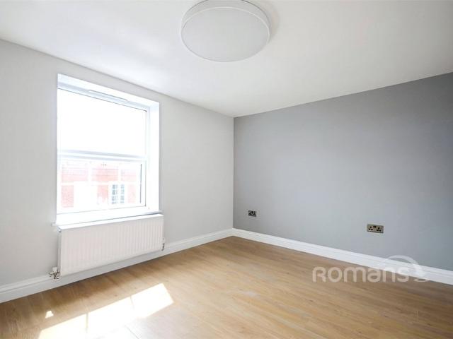 3 bedroom apartment to rent