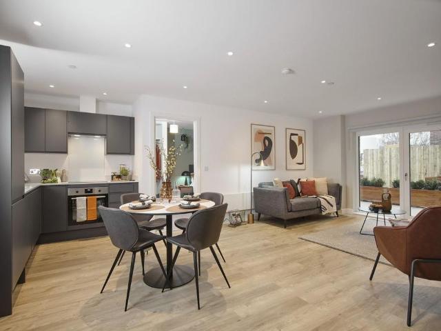 3 bedroom apartment to rent