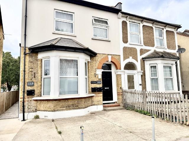 3 bedroom apartment to rent
