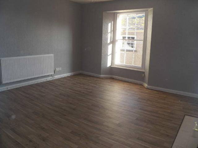 3 bedroom apartment to rent