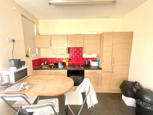 3 bedroom apartment to rent