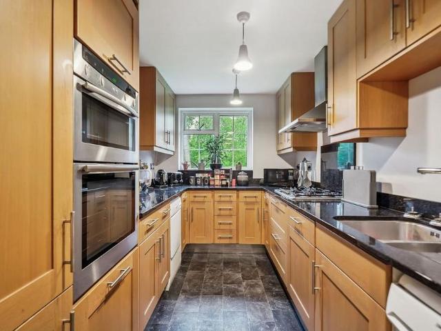 3 bedroom apartment to rent