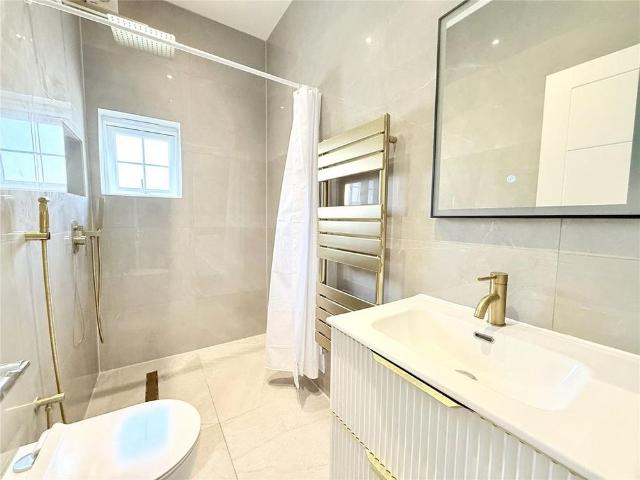 3 bedroom apartment to rent